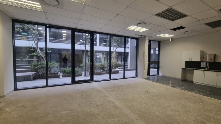 To Let Commercial Property for Rent in Woodstock Western Cape